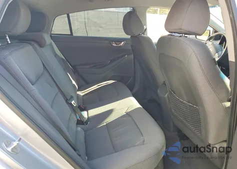 2022 Hyundai Ioniq Blue z USA, uszkodzony, nr VIN KMHC65LC2NU267831